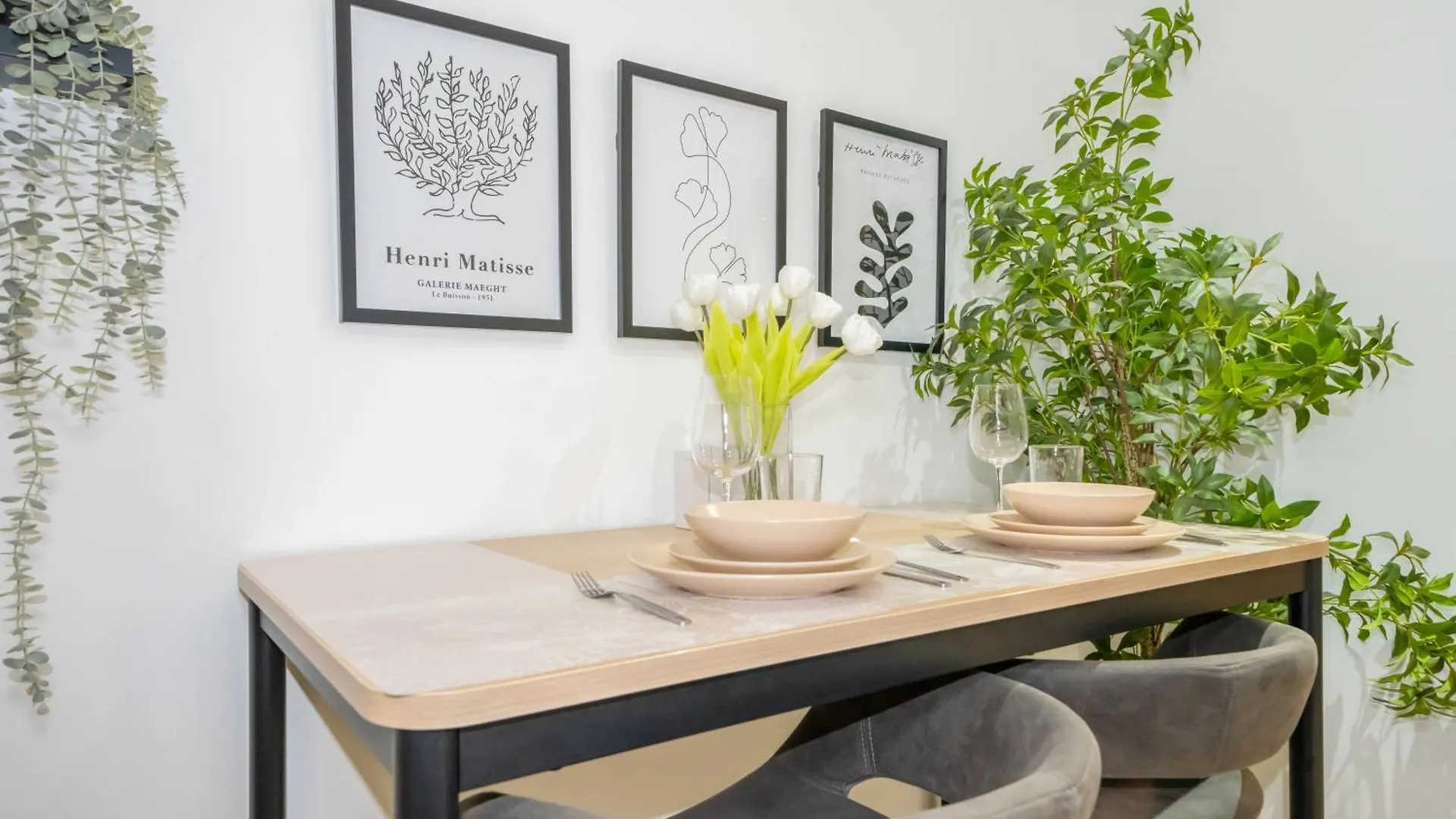 Apartment Blue Breeze - Elegant & Cozy Studio In Jvc Dubai United Arab Emirates